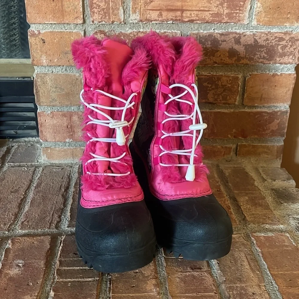 Thinsulate Celeste Peace Pink Snow Boots